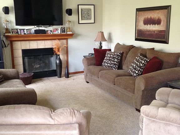2nd image of 1498 River Trail Dr