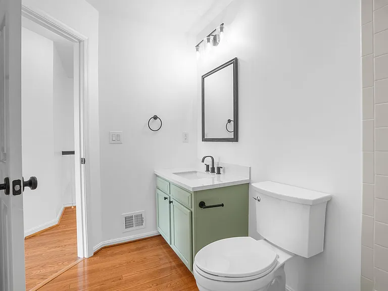 423 McDaniel Dr — Photo 20