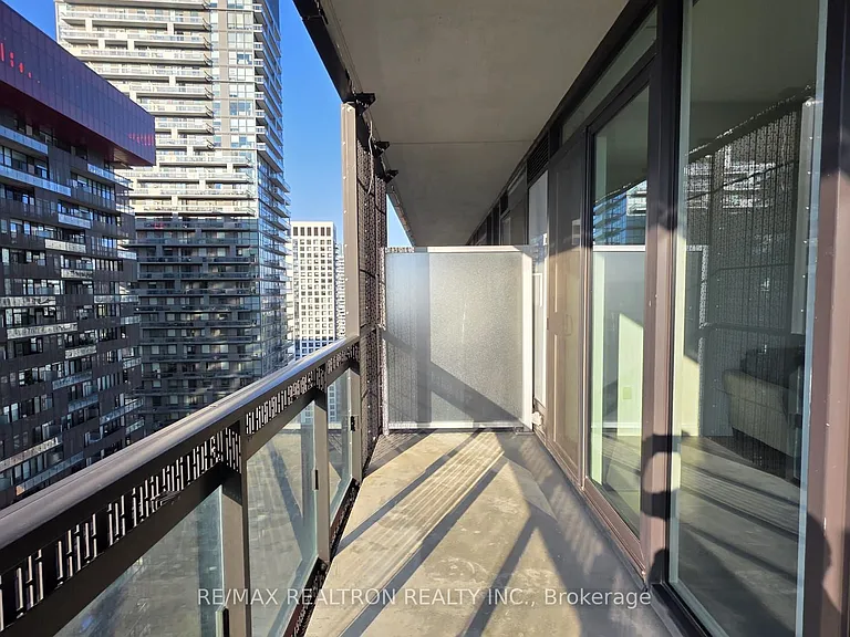 8 Eglinton Ave E #2605 — Photo 21