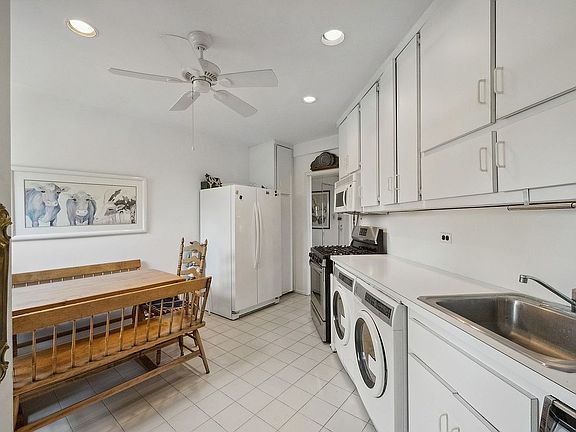 5th image of 162-41 Powells Cove Blvd #2P
