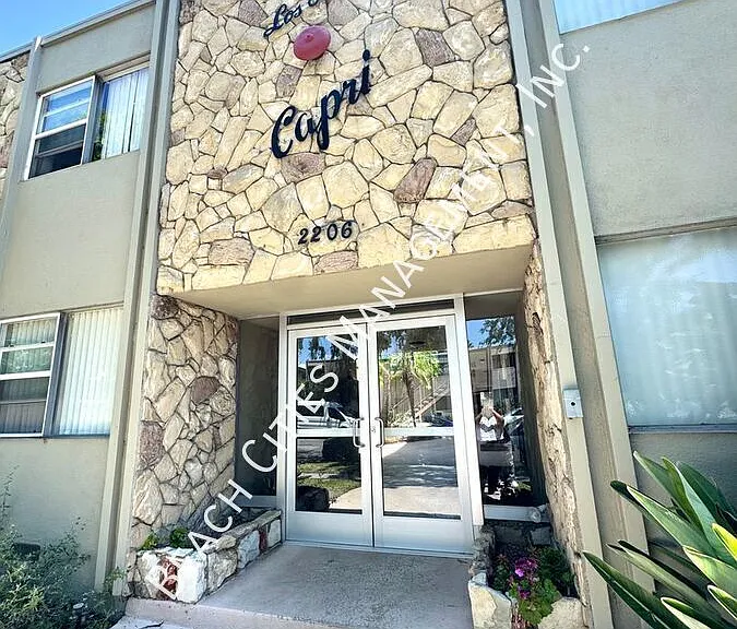 2206 San Anseline Ave #12 — Photo 2
