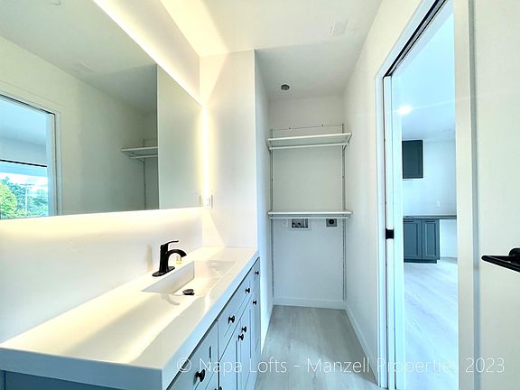 5th image of 1000 Terrace Dr #203