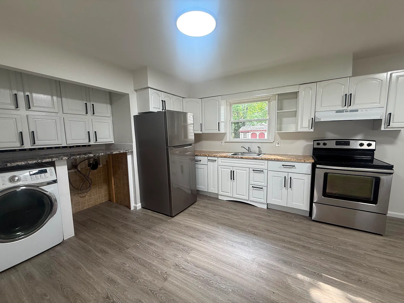 4 bed, 1162 sqft, $2,600 — Photo 4