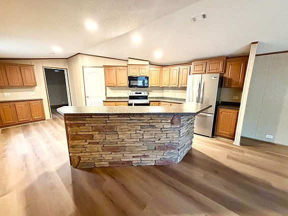 4th image of 3212 Farm To Market Rd #132