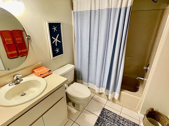 5th image of 3200 S Fletcher Ave APT C2