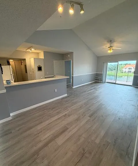 1590 S 42nd Cir #308 — Photo 8