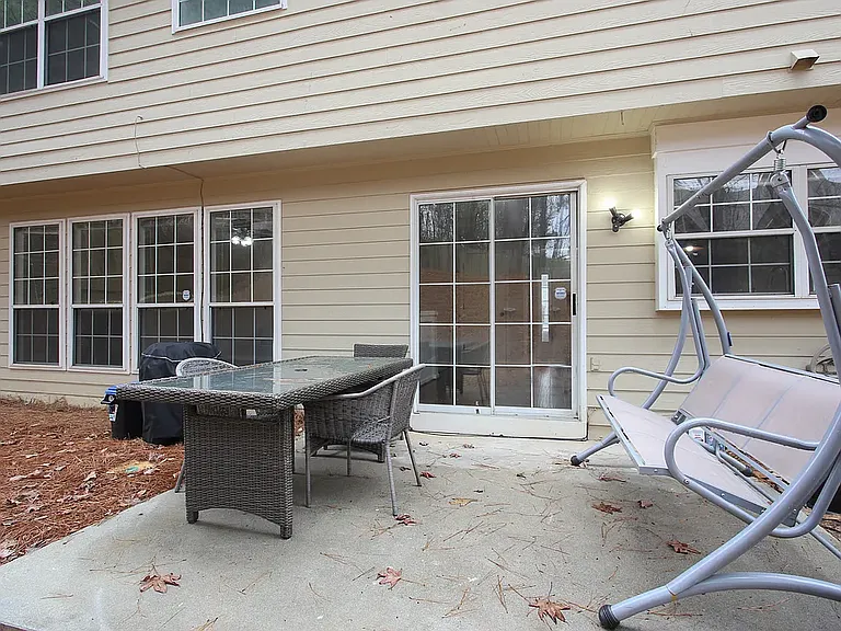 3644 Kentford Ln — Photo 30