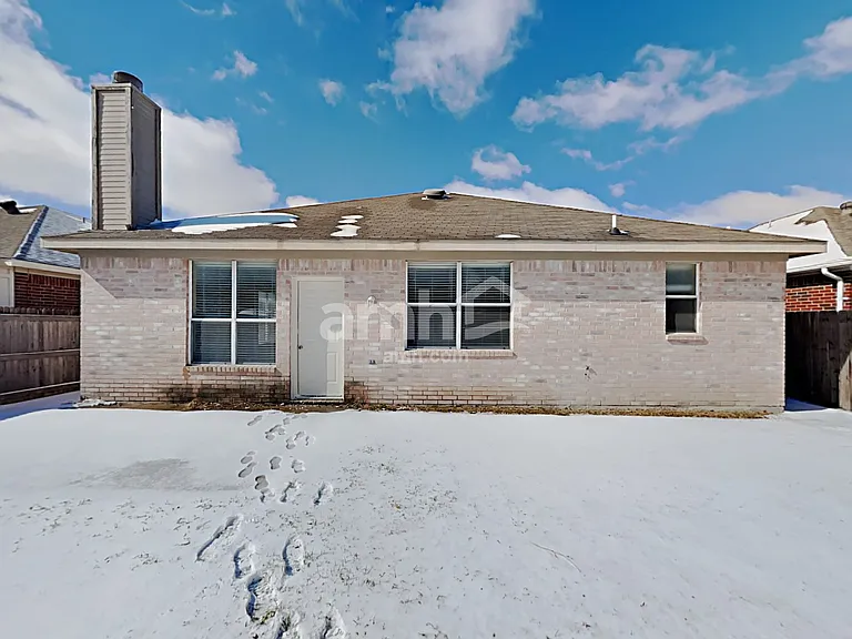 8516 Rainy Lake Dr — Photo 15