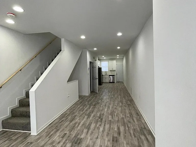 812 N Payson St — Photo 2
