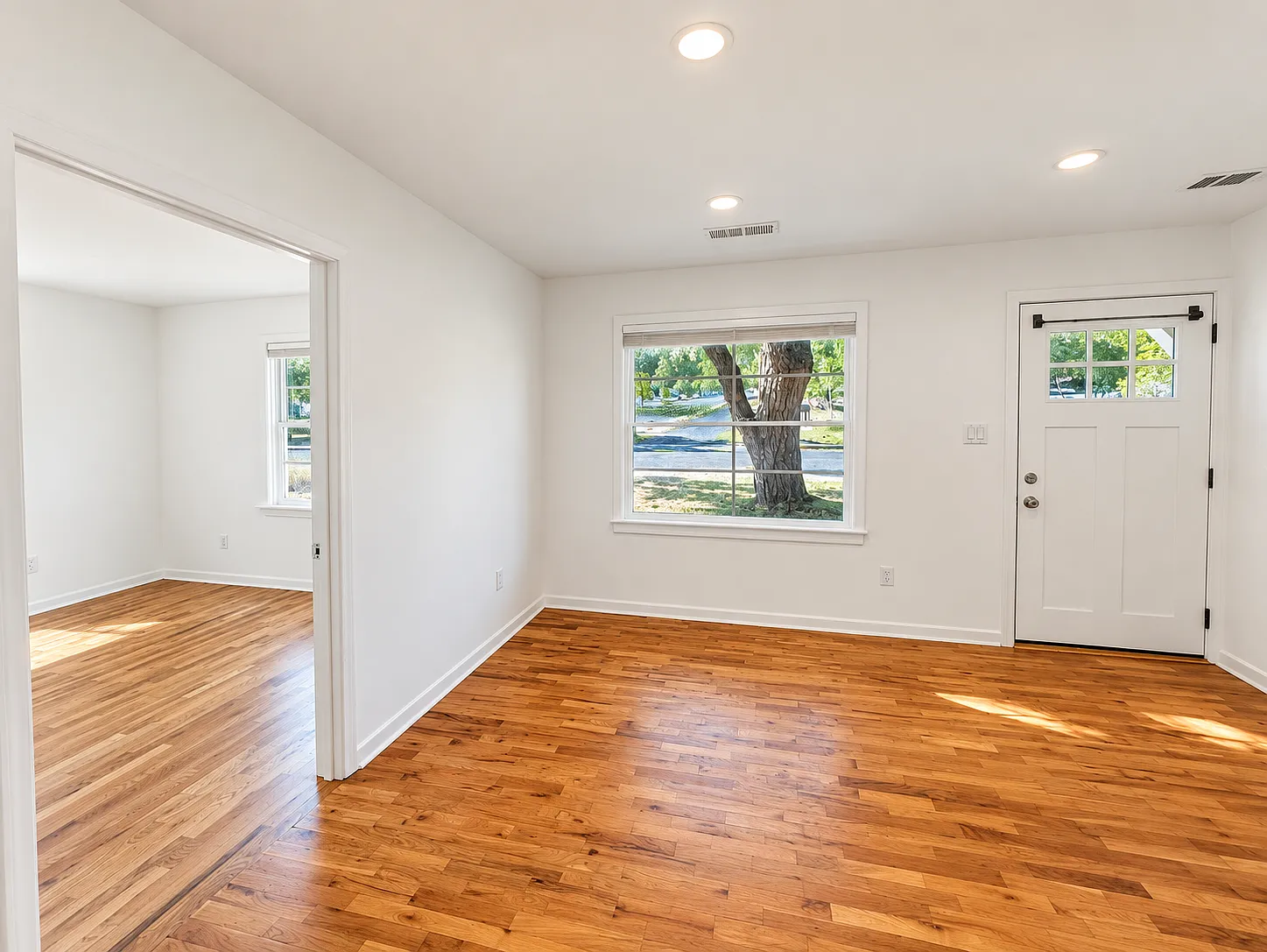 2 bed, 759 sqft, $1,850 — Photo 4