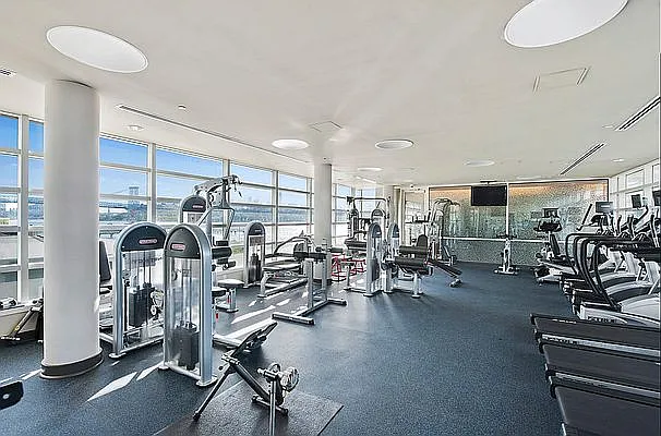 Sold by Nest Seekers International | media 10