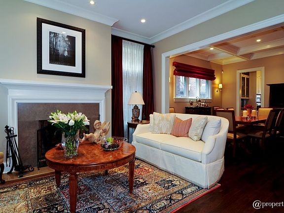 Living Room/Dining Room
