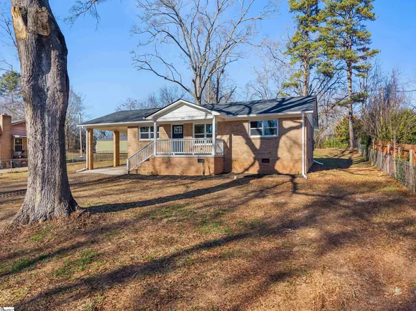 805 E Florida St, Clinton, SC 29325