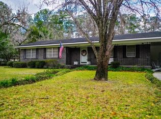 106 Pinehurst Dr, Blackshear, GA 31516