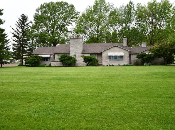 1816 County Road 1075e, Lovington, IL 61937