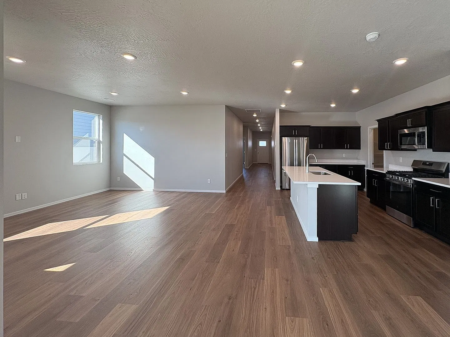 Brand New Single-Story 4 Bedroom Home with 2-Car Garage + Detached 2-Car Workshop — Photo 3