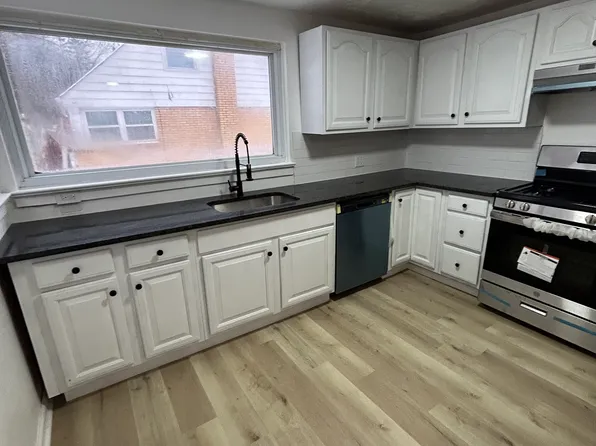 3008 Blackridge Ave, Pittsburgh, PA 15235