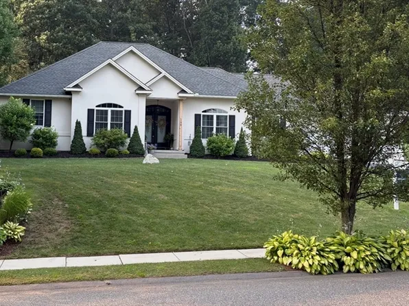 155 Parker Ln, Ludlow, MA 01056