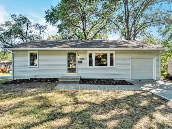 1105 NE 67th Ter, Gladstone, MO 64118