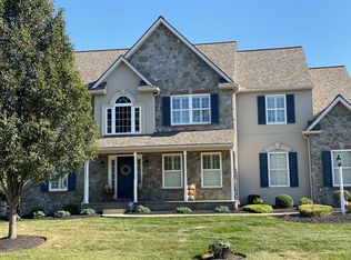 628 Rosewood Cir, Lititz, PA 17543