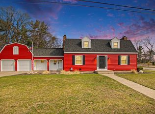 3016 Knollwood Ct, Muskegon, MI 49441