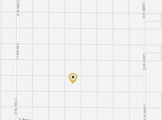 E Avenue K #13, Lancaster, CA 93535