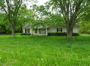 565 Dixon Springs Hwy, Riddleton, TN 37151