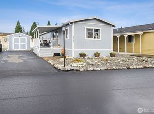 915 Mt Villa Loop, Enumclaw, WA 98022