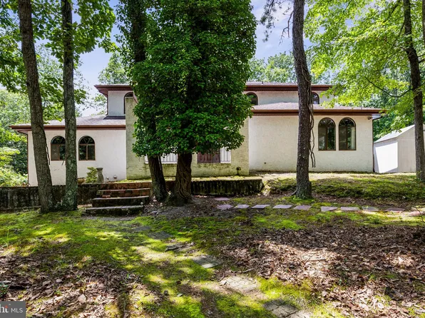 69 Tallowood Dr, Medford, NJ 08055