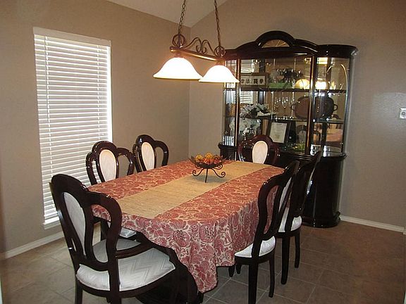 5th image of 1418 Rogers Lake Ln