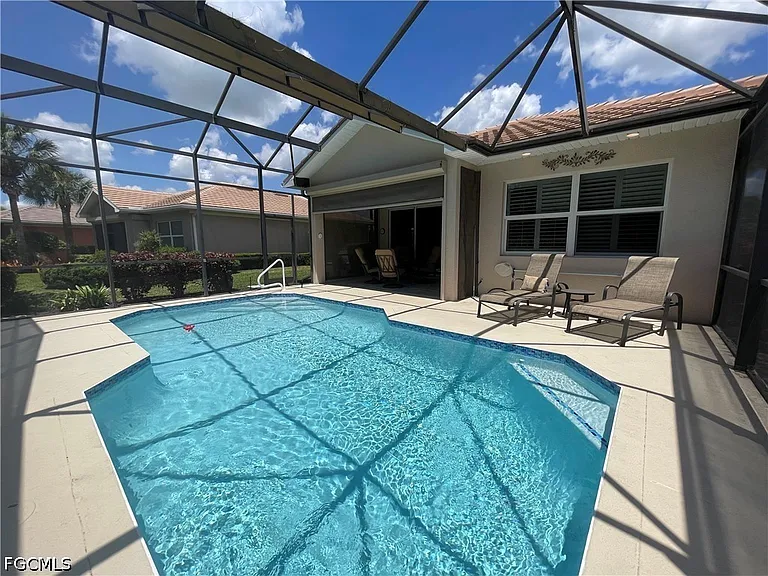 10630 Camarelle Cir — Photo 12