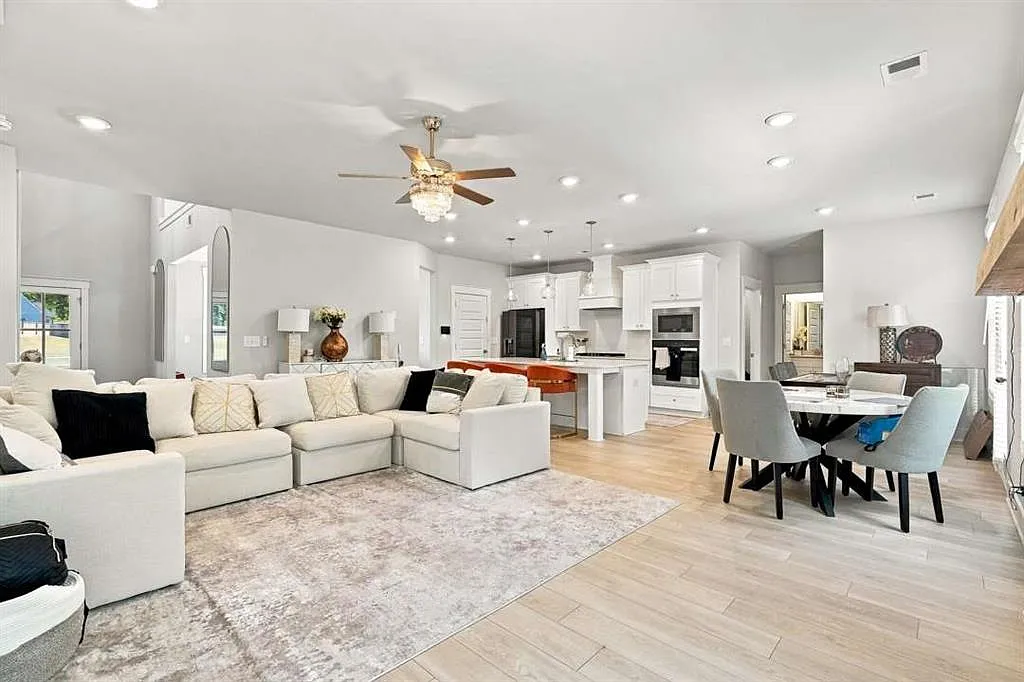6 bed, 5.0 bath, $7,000 — Photo 4