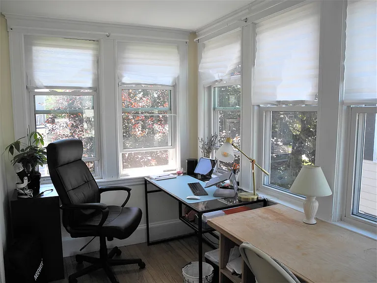 6 Mapleton St #1 — Photo 13
