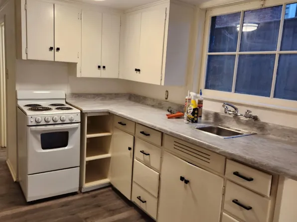 707 S Pine St #B, Tacoma, WA 98405