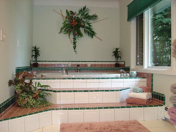 Jacuzzi bath in master suite