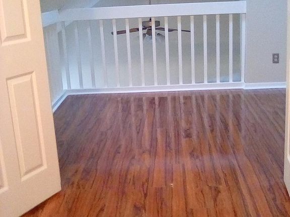 Upstairs loft that can be used for office
