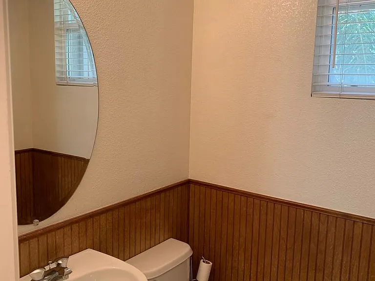 222 Whispering Oaks Ct — Photo 8