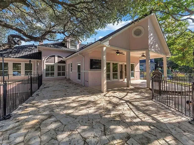 8517 Woodlake Cir — Photo 25