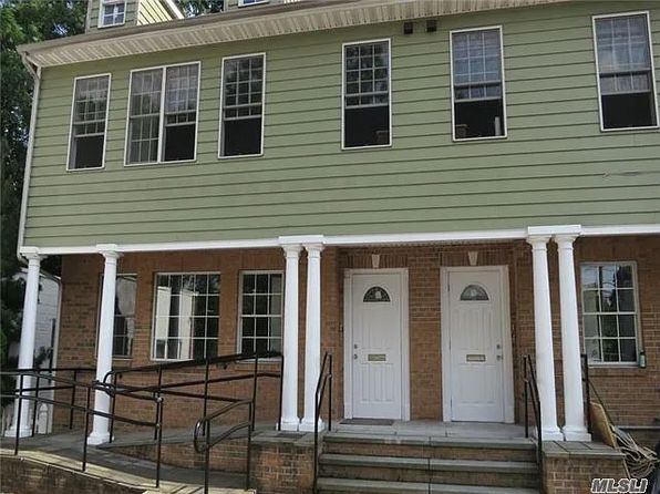 38 Manorhaven Blvd #B