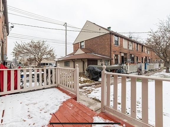 3rd image of 446 East Ave #446