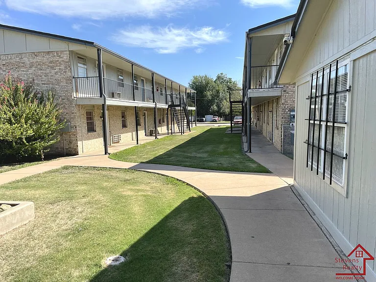 Amber Apartments — Photo 43