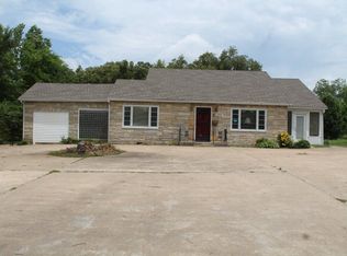 198 200 Main St, Camden, TN 38320