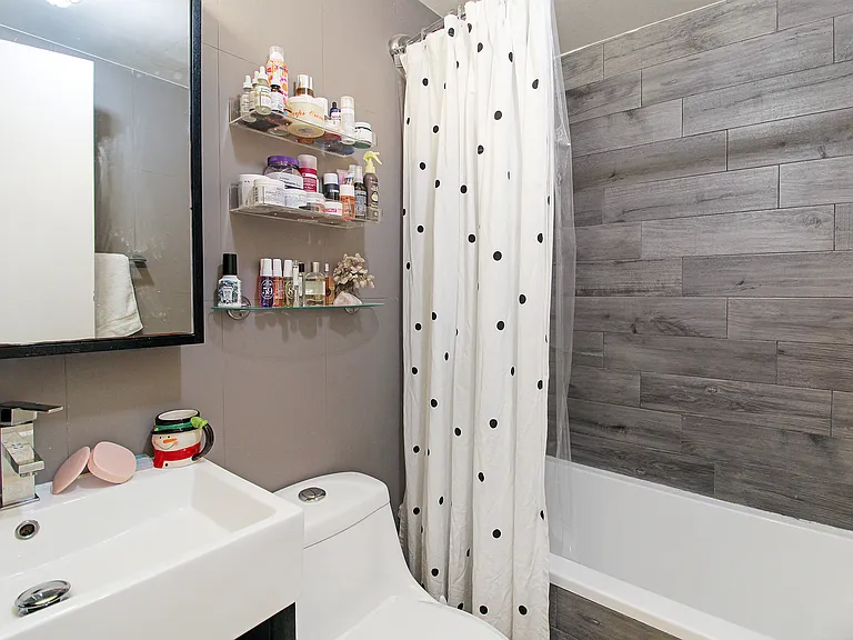 891 Lafayette Ave #1 — Photo 11