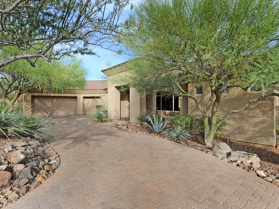 1st image of 9723 N Palisades Blvd