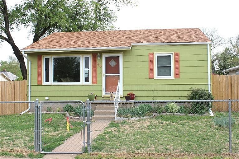 1st image of 505 W Grand Ave