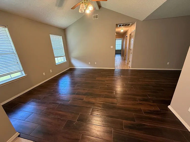 1803 Ingalls — Photo 11