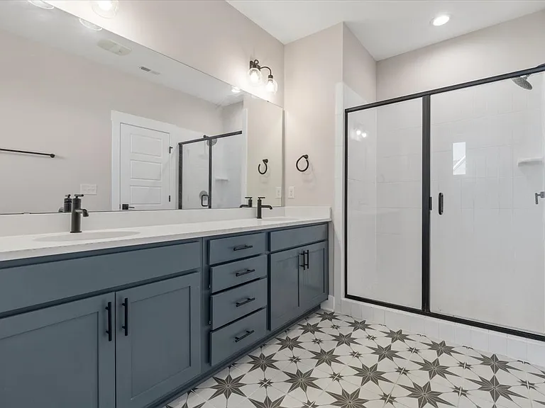 2129 Big Falls Dr — Photo 24