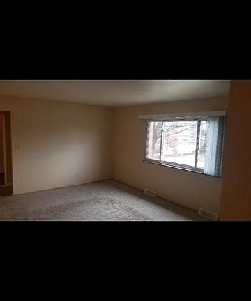4th image of 6608 Mandalay Dr
