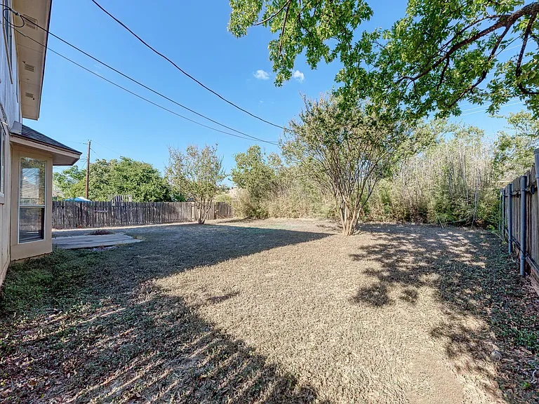 2351 Wright Cir — Photo 15