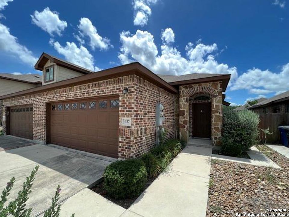 1st image of 657, 661 CREEKSIDE CIR